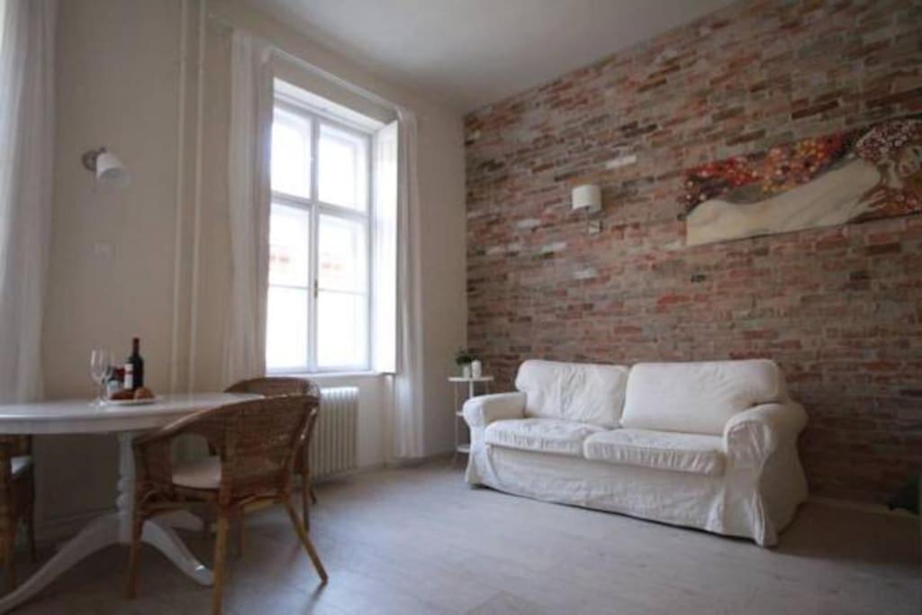 Trendy Home Near Basilica With Ac Budapest Eksteriør billede